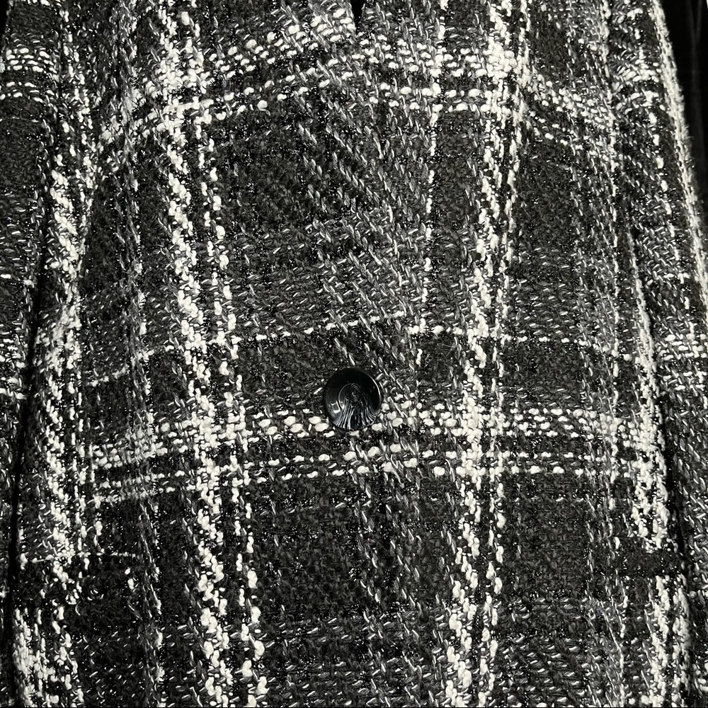 Mid-length Tweed Jacket - Picture 5 of 10